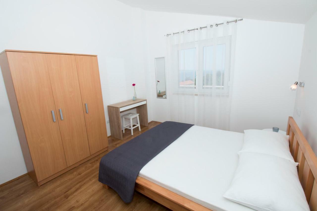 Apartments Liber ロクヴァ・ロゴズニツァ エクステリア 写真