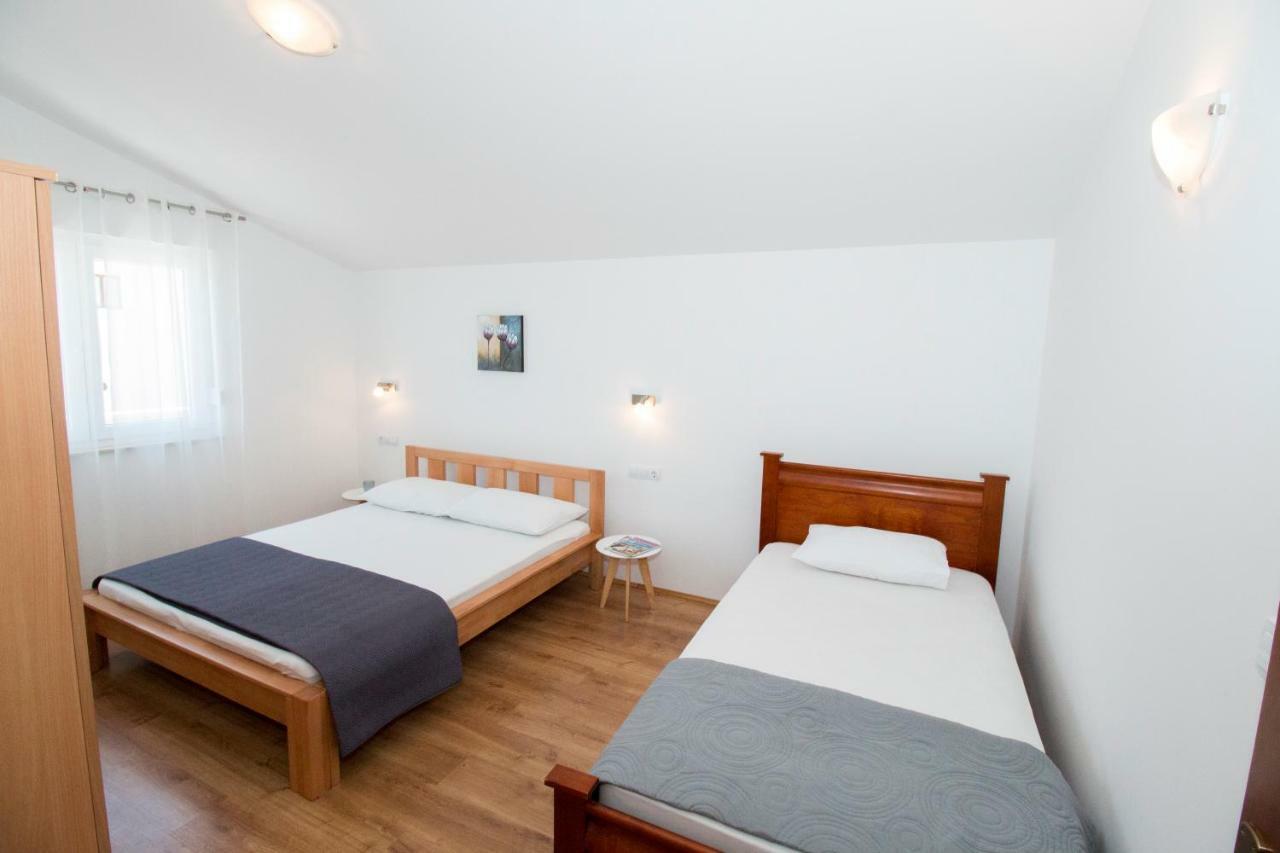 Apartments Liber ロクヴァ・ロゴズニツァ エクステリア 写真