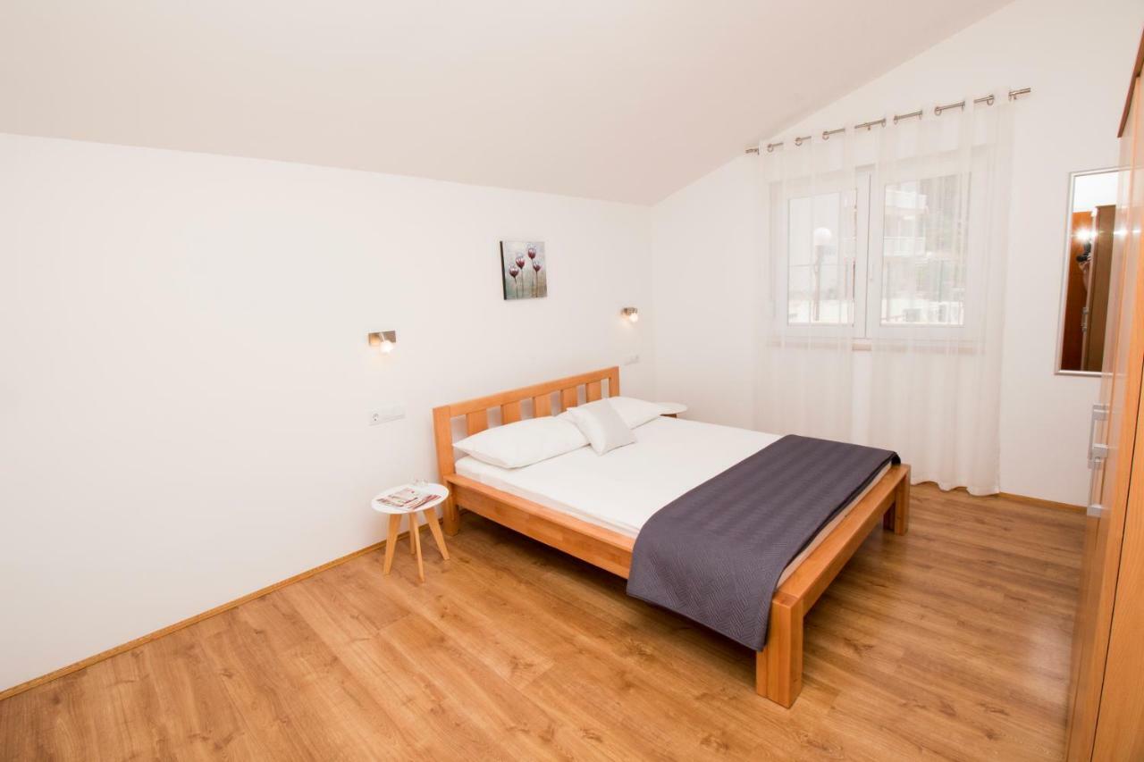 Apartments Liber ロクヴァ・ロゴズニツァ エクステリア 写真